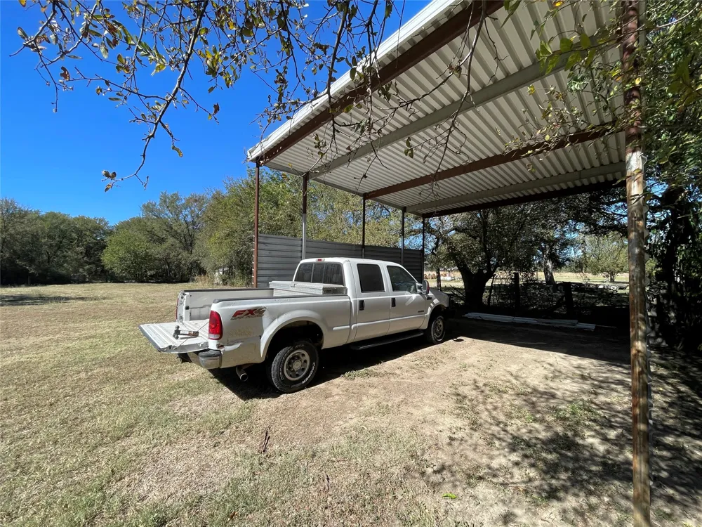 13822 Fm 4 Santo, TX 76472