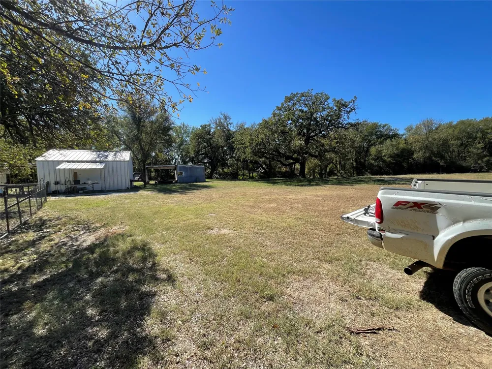 13822 Fm 4 Santo, TX 76472