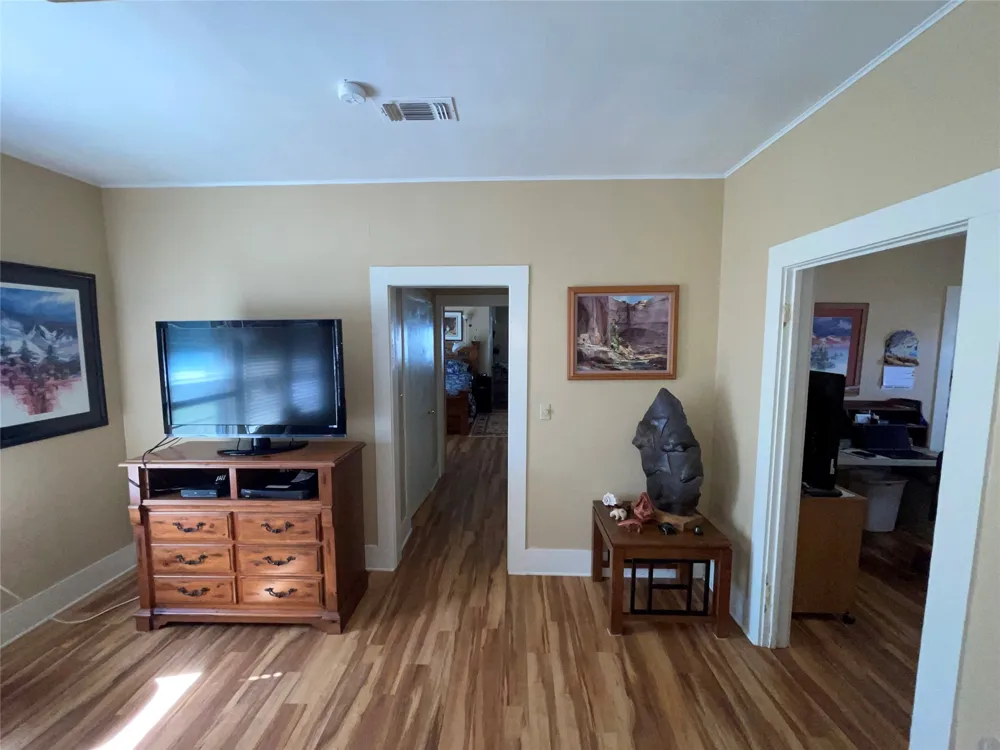 13822 Fm 4 Santo, TX 76472