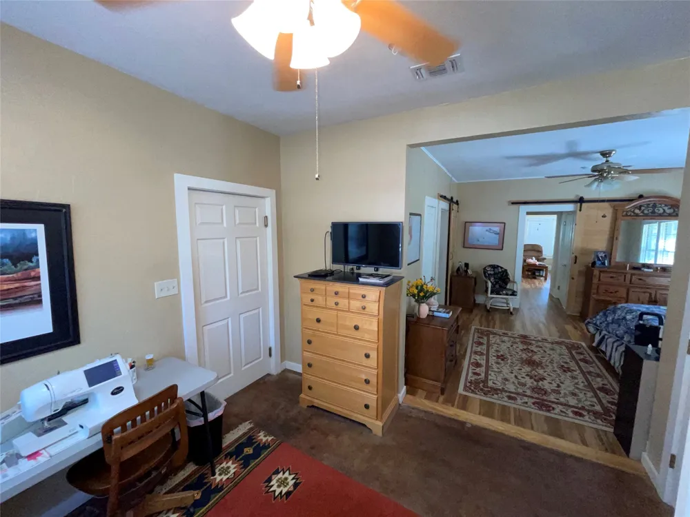 13822 Fm 4 Santo, TX 76472
