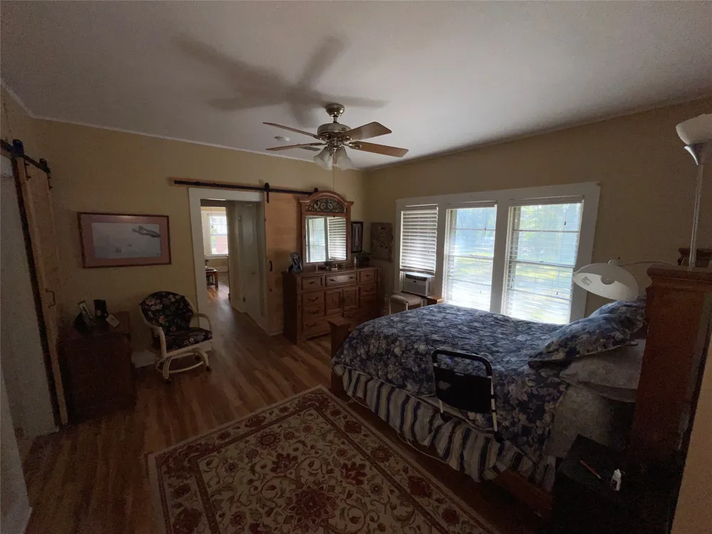 13822 Fm 4 Santo, TX 76472