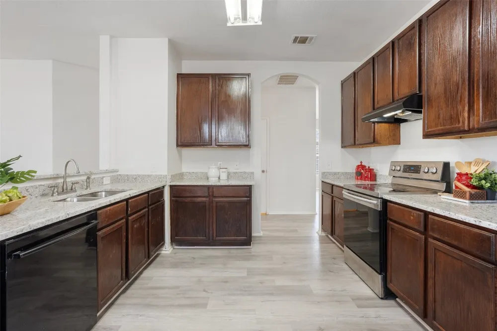 11853 Gaelic Drive Austin, TX 78754