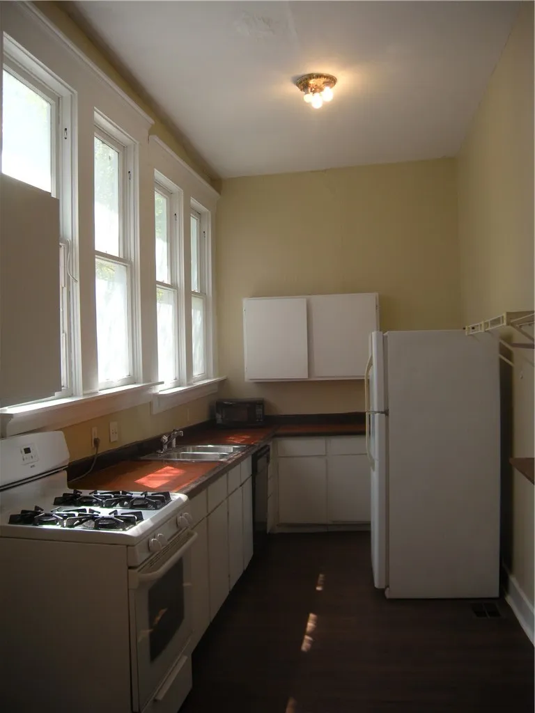 915 W 23rd Street #C Austin, TX 78705