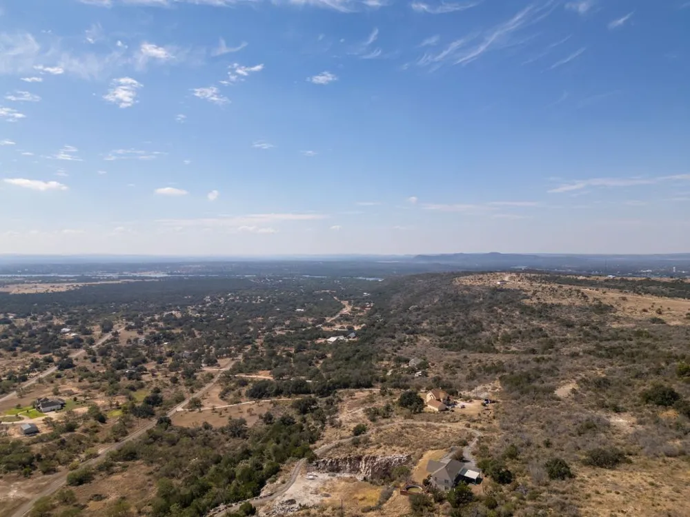 Falling Waters Drive Kingsland, TX 78639