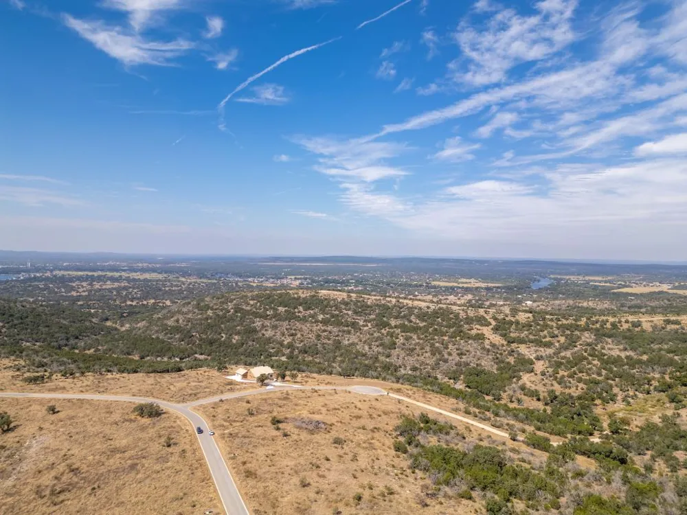 Falling Waters Drive Kingsland, TX 78639