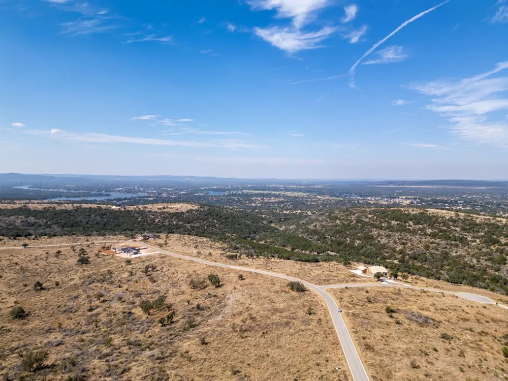 Falling Waters Drive Kingsland, TX 78639