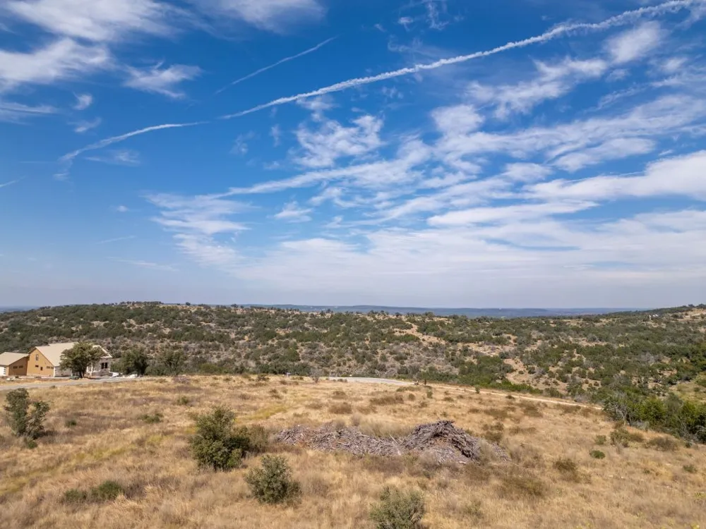 Falling Waters Drive Kingsland, TX 78639