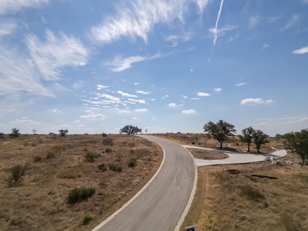 Falling Waters Drive Kingsland, TX 78639