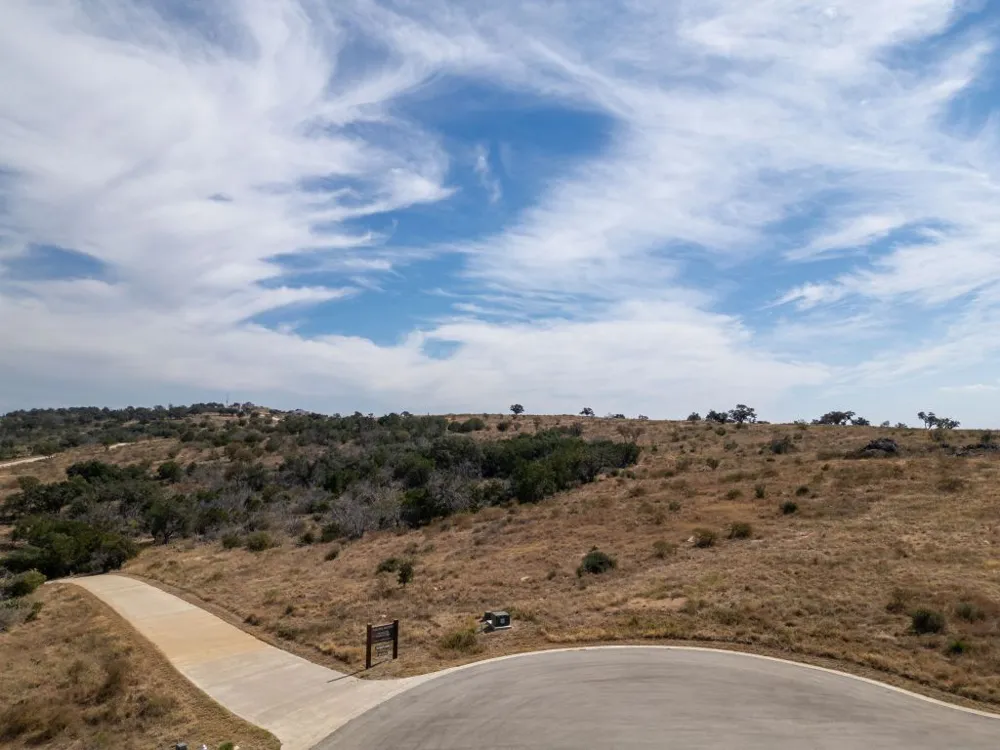 Falling Waters Drive Kingsland, TX 78639