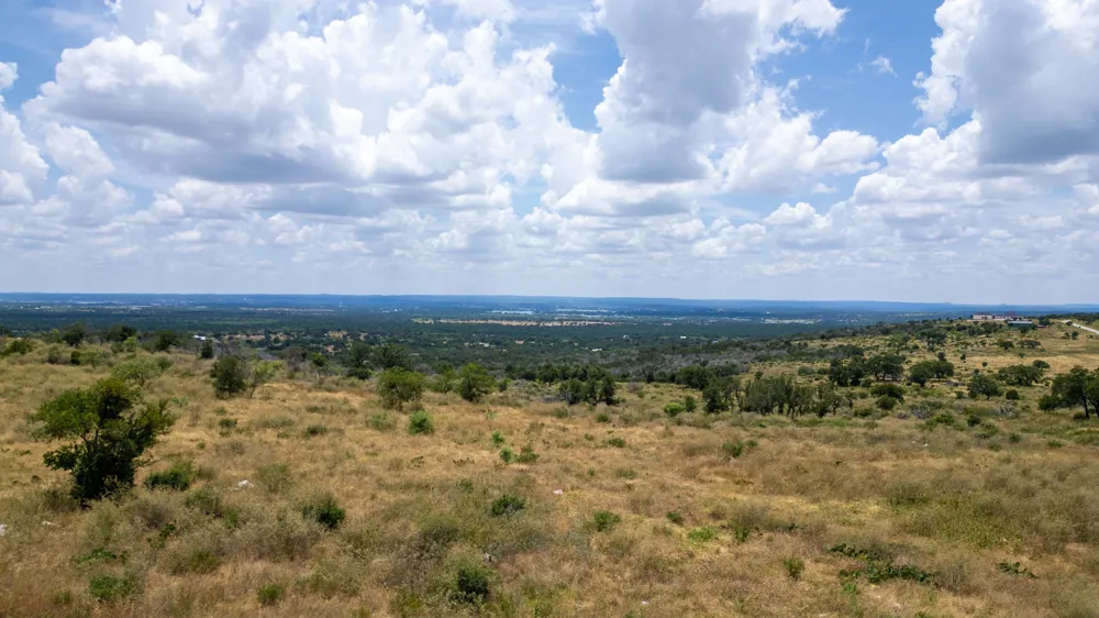 Falling Waters Drive Kingsland, TX 78639