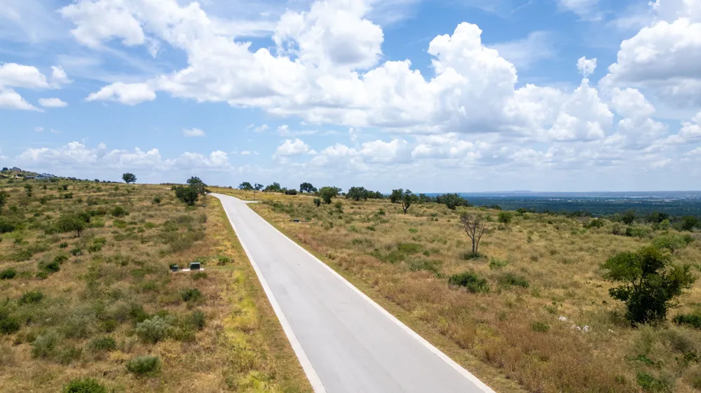 Falling Waters Drive Kingsland, TX 78639