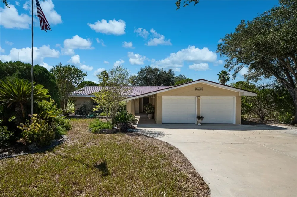 24515 La Ponderosa Mathis, TX 78368