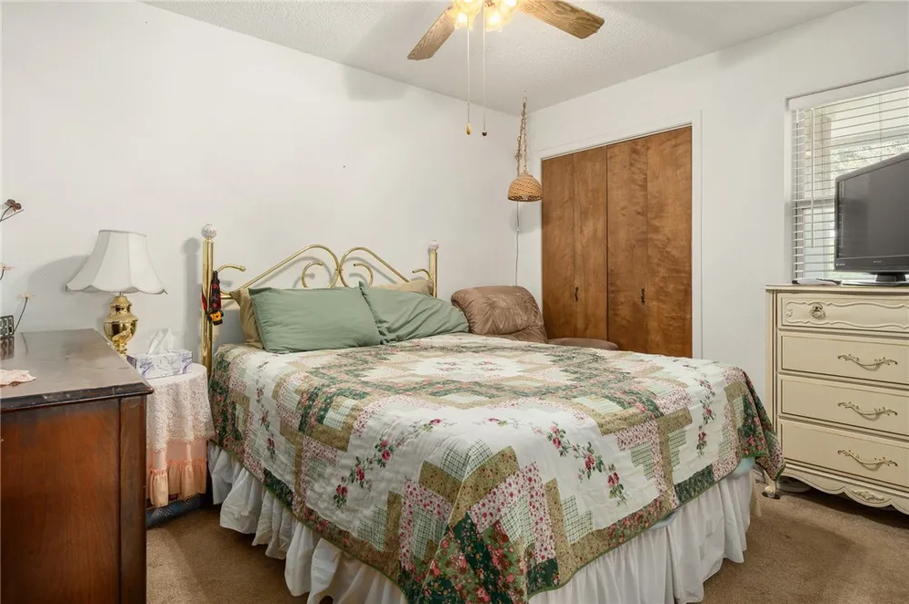 24515 La Ponderosa Mathis, TX 78368