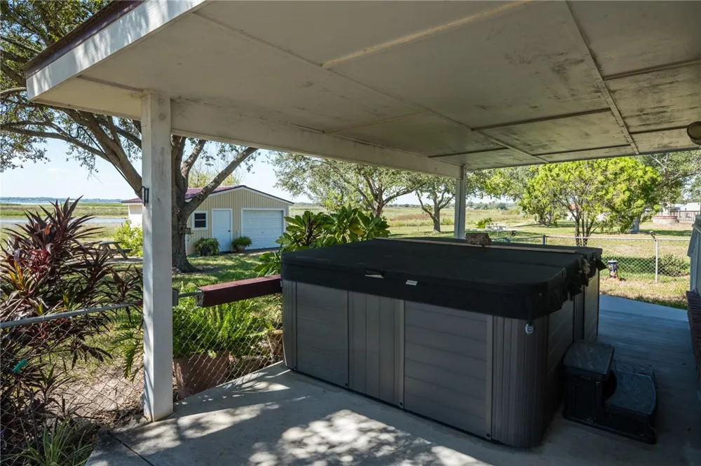 24515 La Ponderosa Mathis, TX 78368