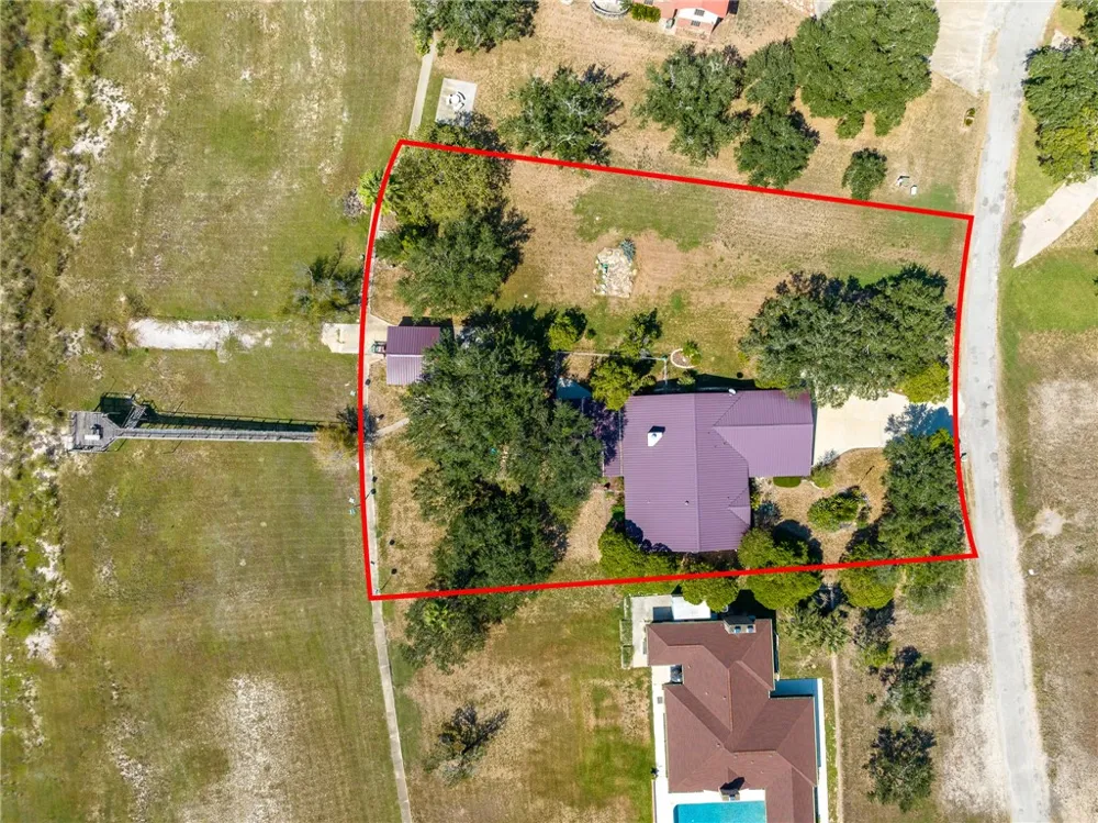 24515 La Ponderosa Mathis, TX 78368