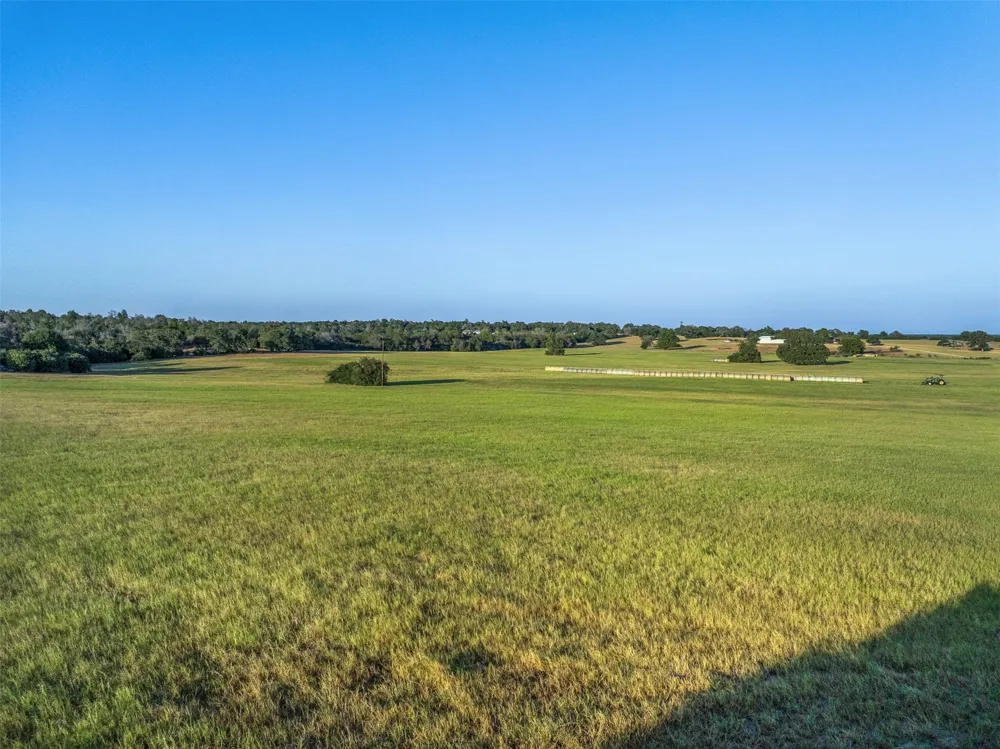 3419 County Road 309 Lexington, TX 78947