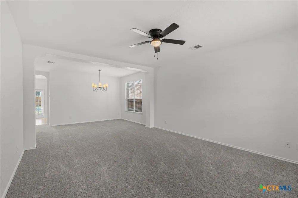 12206 Medina Mill San Antonio, TX 78253