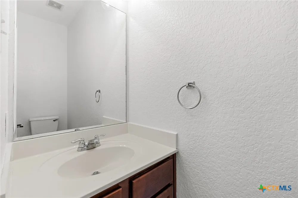 12206 Medina Mill San Antonio, TX 78253