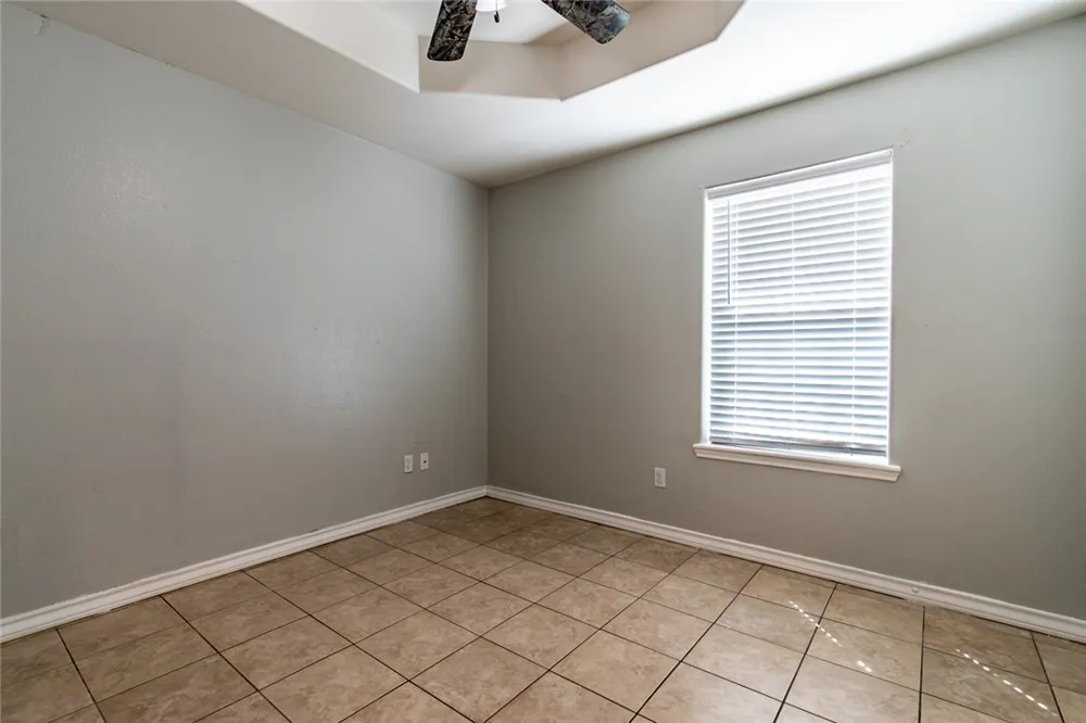 103 Collins Odem, TX 78370