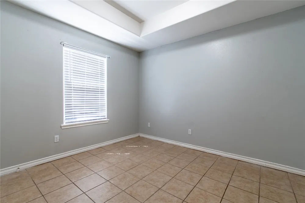 103 Collins Odem, TX 78370