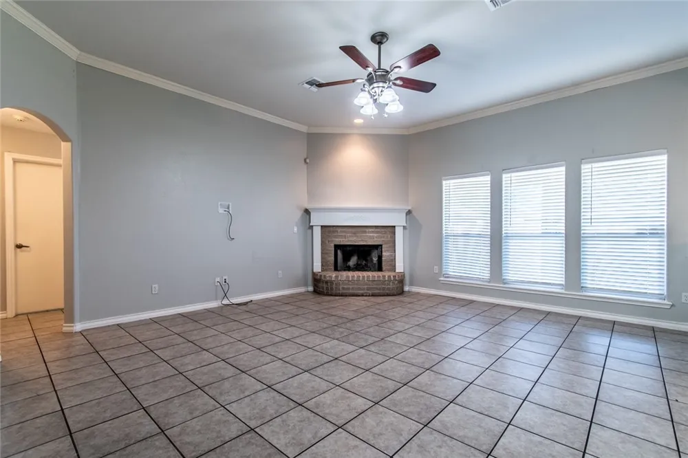 103 Collins Odem, TX 78370