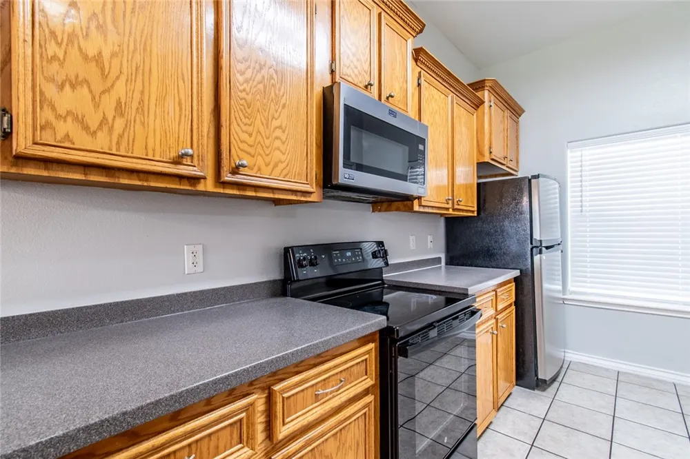 103 Collins Odem, TX 78370