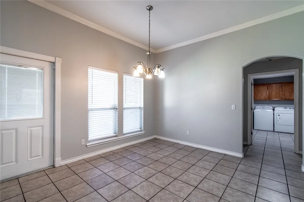 103 Collins Odem, TX 78370