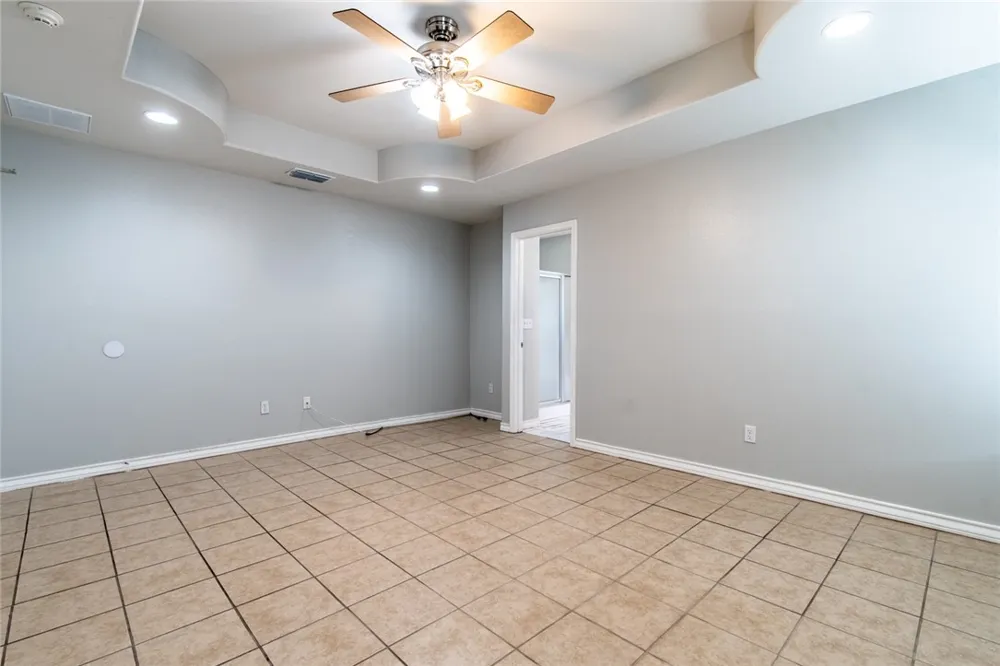 103 Collins Odem, TX 78370