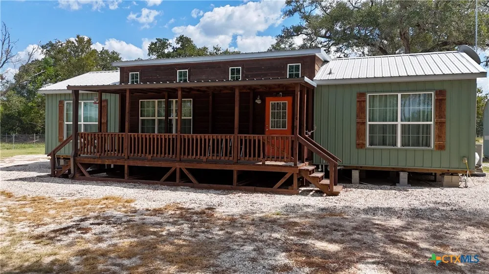 3033 County Road 18 Hallettsville, TX 77964