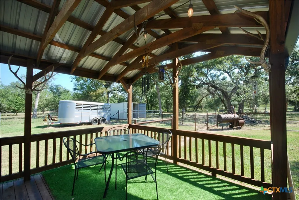 3033 County Road 18 Hallettsville, TX 77964