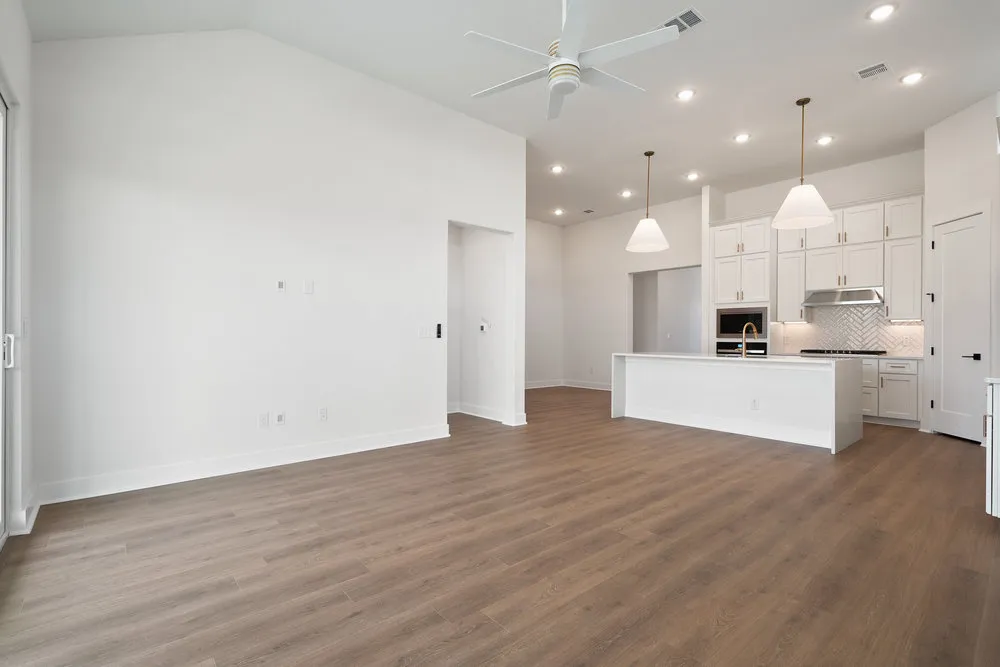 365 San Saba Drive Buda, TX 78610