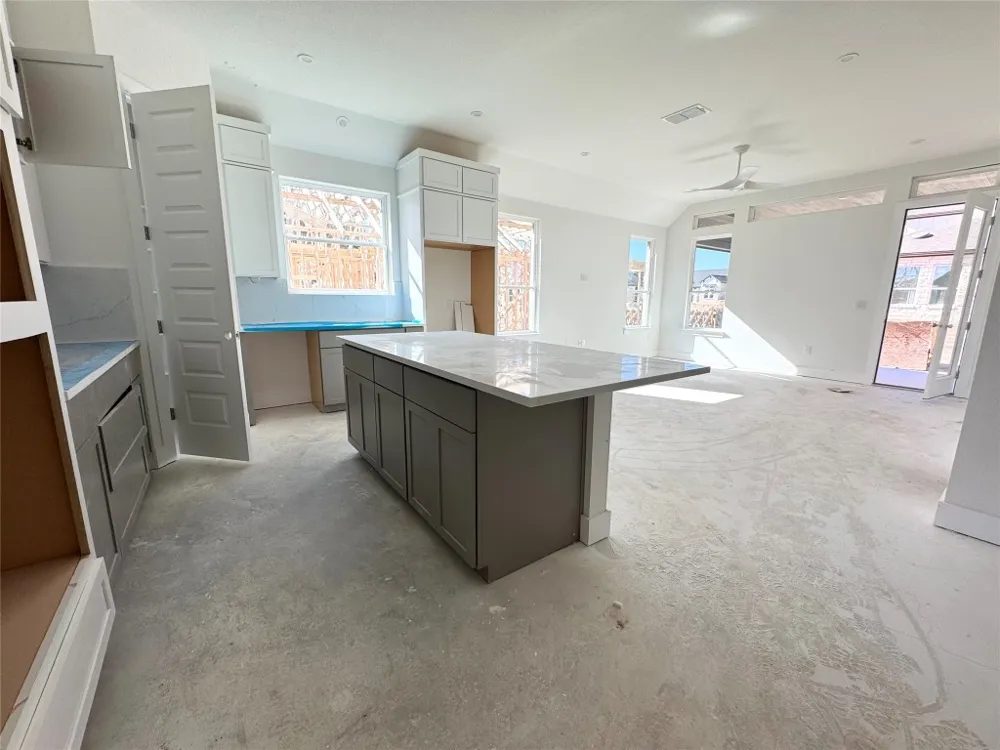 365 San Saba Drive Buda, TX 78610