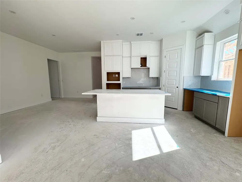 365 San Saba Drive Buda, TX 78610