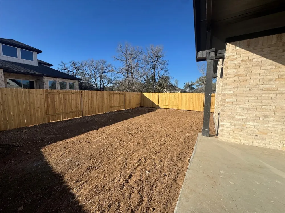365 San Saba Drive Buda, TX 78610