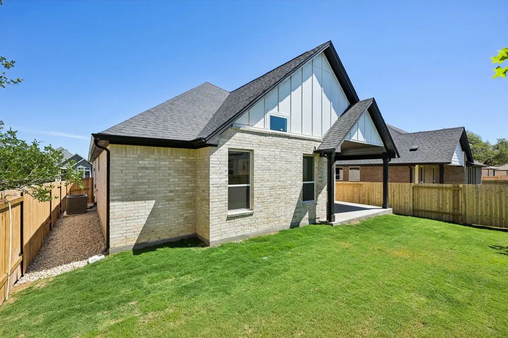 365 San Saba Drive Buda, TX 78610