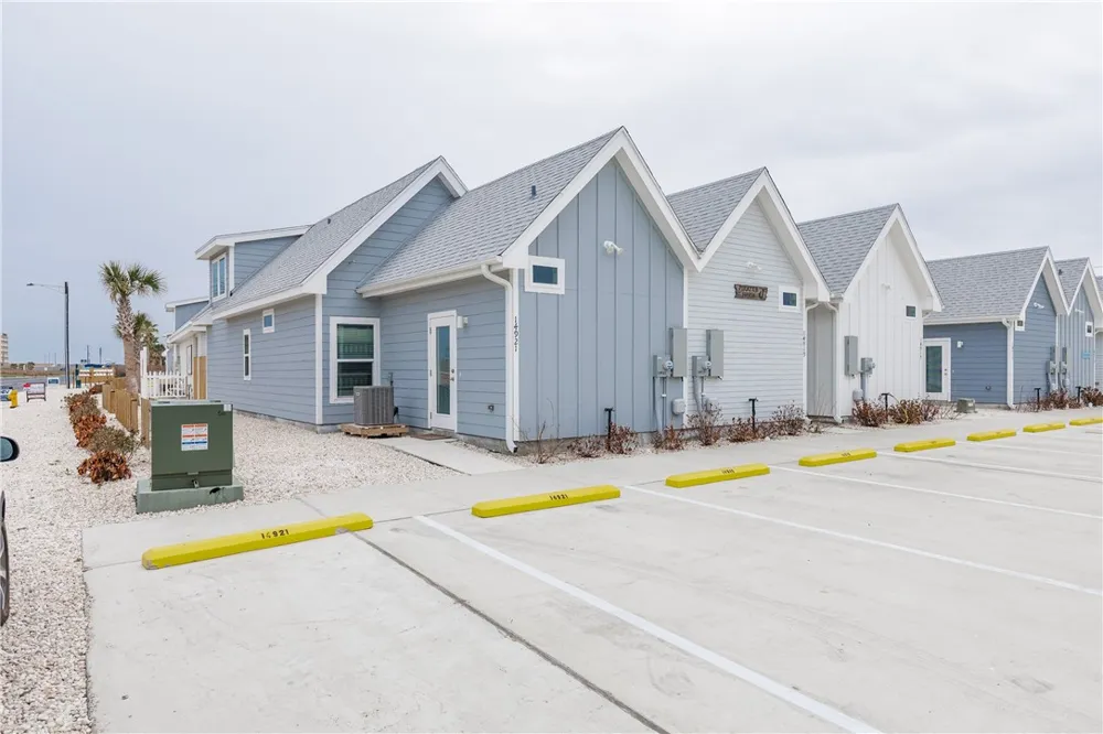 14921 Pirates Cove Drive Corpus Christi, TX 78418