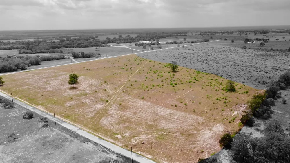 3 Big Sky Ranch Road Smithville, TX 78957