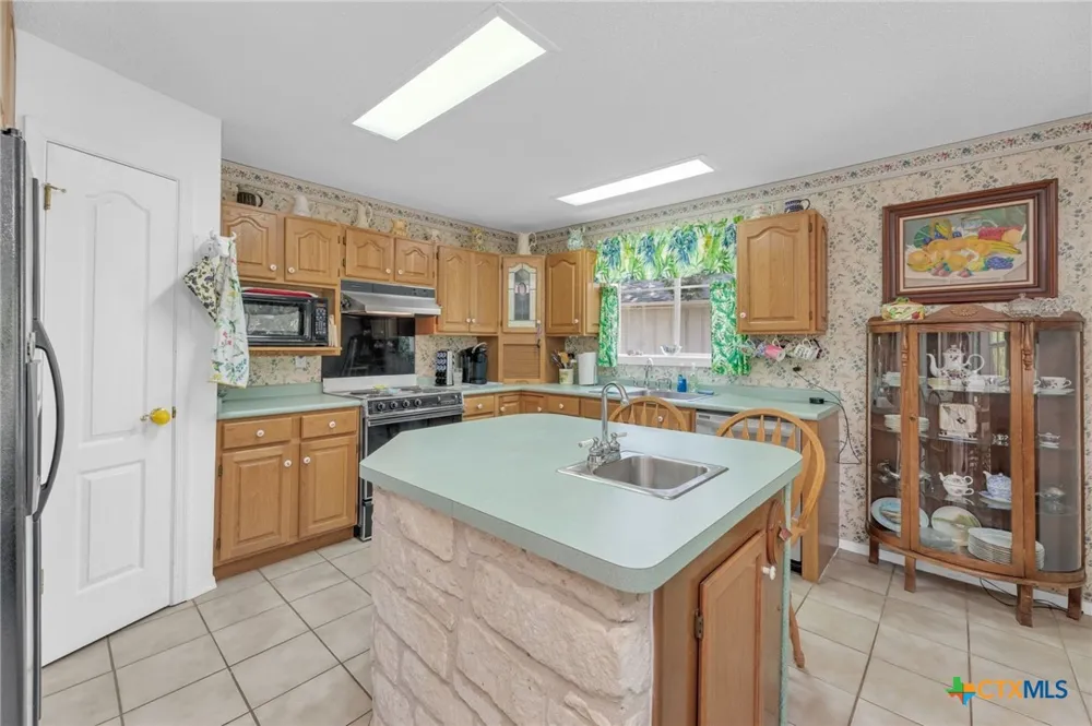 2105 Sam Bass Road Round Rock, TX 78681