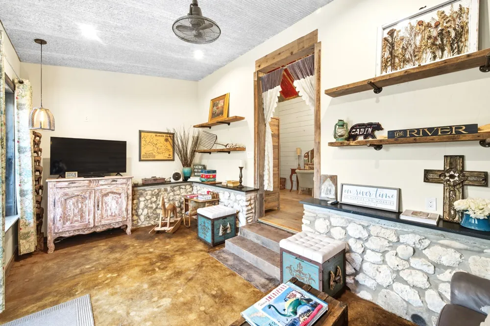 1910 Sandy Point Road Wimberley, TX 78676