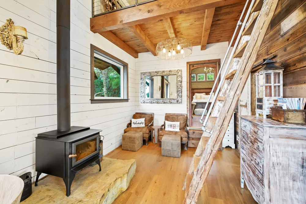 1910 Sandy Point Road Wimberley, TX 78676