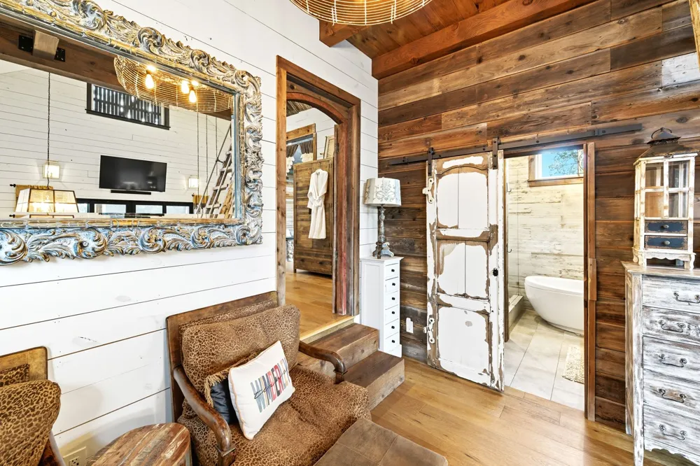 1910 Sandy Point Road Wimberley, TX 78676