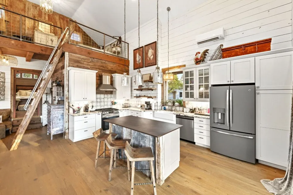 1910 Sandy Point Road Wimberley, TX 78676