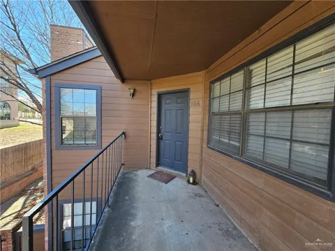 4803 Hamilton Wolfe Road #106