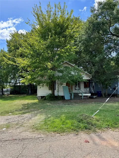 2711 Desoto Street