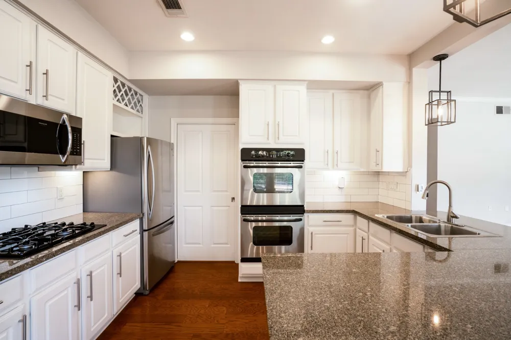 300 San Gabriel Village Boulevard #410 Georgetown, TX 78626