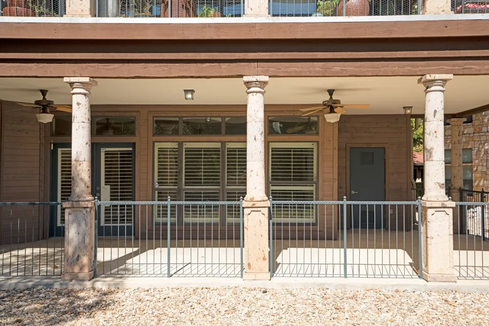 300 San Gabriel Village Boulevard #410 Georgetown, TX 78626