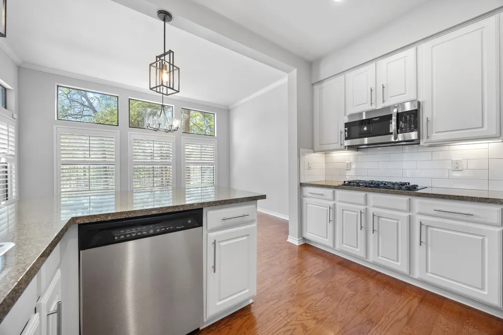 300 San Gabriel Village Boulevard #410 Georgetown, TX 78626