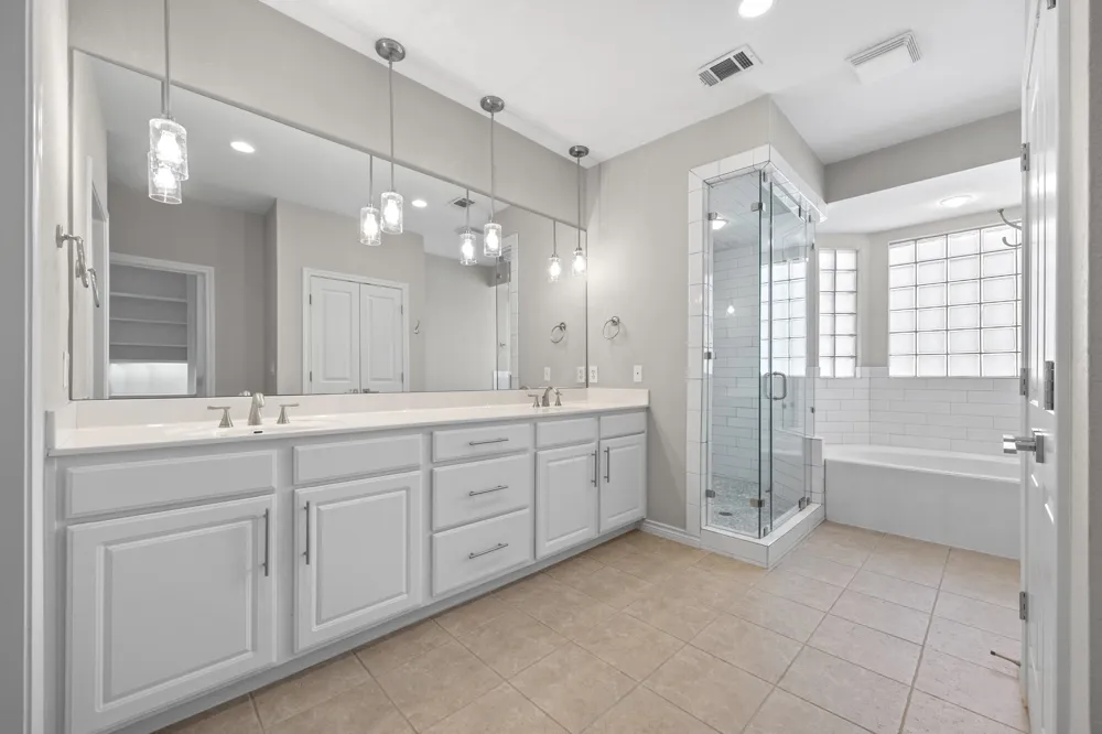 300 San Gabriel Village Boulevard #410 Georgetown, TX 78626