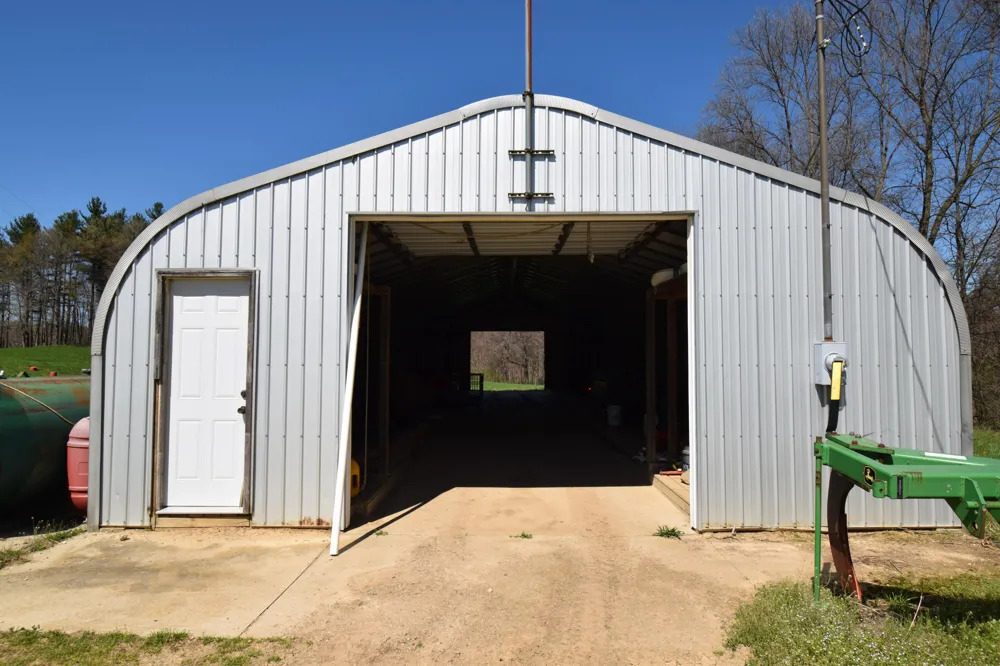 47944 County Road 673 Lawrence, MI 49064