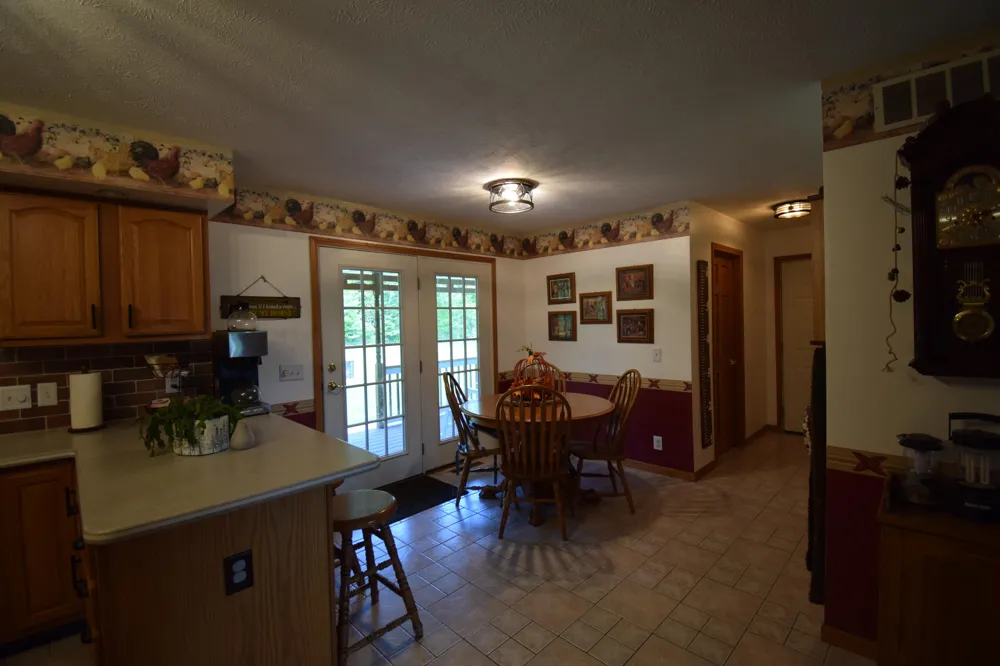 47944 County Road 673 Lawrence, MI 49064